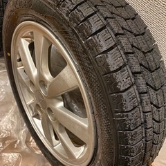 夕方には購入者決まります　冬タイヤ　ダイハツ　純正ホイール　4本...