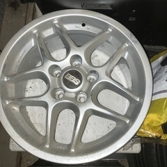 BBS AUDI 純正？　16インチ
