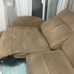 電動のソファー(お取引中)の画像