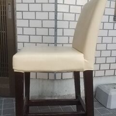 居酒屋のカウンターチェア