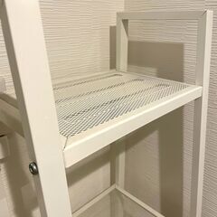 IKEAの白い棚 シェルフ ランドリー用でも本棚でもOK【引っ越し中に付き大放出中】の画像