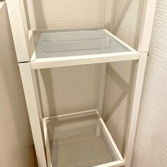 IKEAの白い棚 シェルフ ランドリー用でも本棚でもOK【引っ越し中に付き大放出中】の画像
