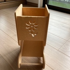 トイレットペーパー入れ