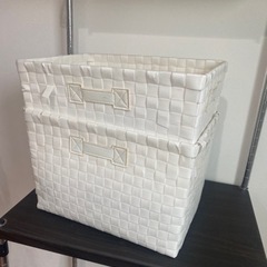 【本日OKお譲りします】カラーボックスにピッタリの収納ボックスの画像