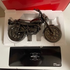 レッドバロン 世界の名車シリーズ vol.28 YAMAHA トレール250DT-1 ミニレプリカの画像
