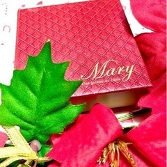 ピアス　「Mary」Une galerie du lunaKの画像