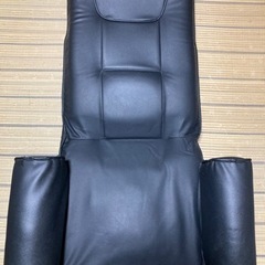 【最終価格！！】回転式、14段階角度調整可能、肘置きありのゆったり椅子♪の画像
