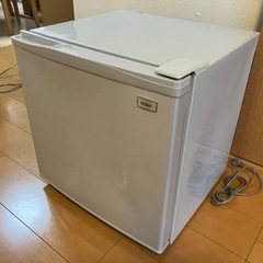冷凍庫　ハイアールJF-NU40F 38L 2014年製の画像