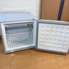 冷凍庫　ハイアールJF-NU40F 38L 2014年製の画像