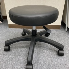【新品・未使用】ナカバヤシ社のロースツール　エステ　ネイル