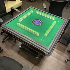 全自動麻雀卓の画像