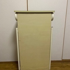 【引取者決定】折り畳みデスクの画像
