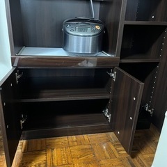 食器棚の画像