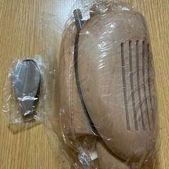 木製シューキーパーと折り畳み靴べら