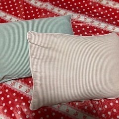 ビーズ枕　2個セット　中古