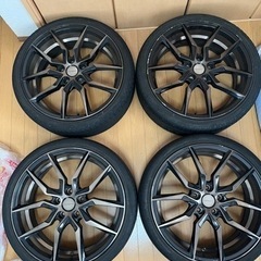 タイヤ，ホイールセット225/35R19  88w  VOXY80  19インチ