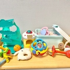 赤ちゃんおもちゃ色々