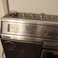 数十年前のソニーのラジカセです。ジャンク品です。の画像