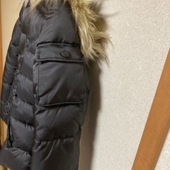 ✨お年玉🧧値下げ✨【ほぼ未使用】H&M 女の子ジャケット150cm細身の画像