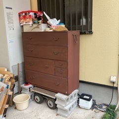 60年位前の箪笥。お譲りします‼️