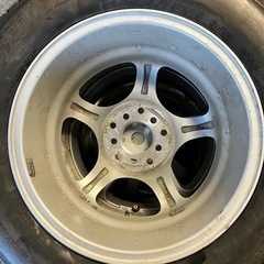 スパイクタイヤの画像