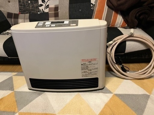 リンナイ　大型ガスファンヒーター