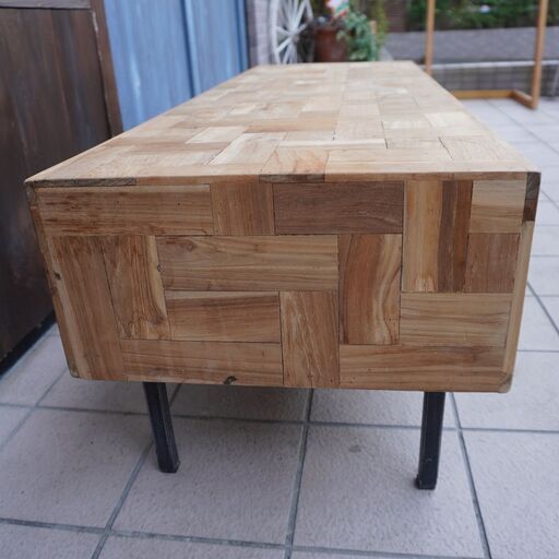 ACME Furniture(アクメファニチャー)のTROY(トロイ)コーヒーテーブルです！チーク古材にアイアン脚を合わせたリビングテ