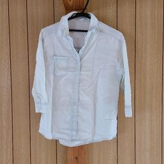 シャツ　七分袖