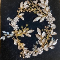 ヘッドアクセサリー　結婚式の画像