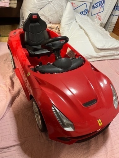 【お問い合わせ中】フェラーリ乗れるラジコン　ジャンク