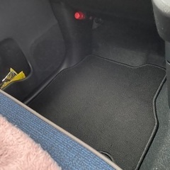 ダイハツ ムーヴキャンバス フロアマット 新型の画像