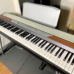 【電子ピアノ譲ります】88鍵　KORG SP-250 【値下げし...