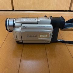 【ジャンク】Victor ビデオカメラGR-DVA10ほか付属品一式