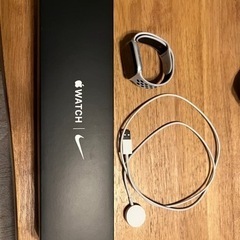 【取引中】Apple Watch series5 NIKEモデル