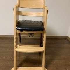 子供用ダイニングチェア（キッズチェア）の画像