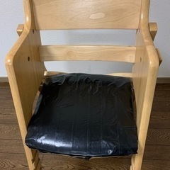 子供用ダイニングチェア（キッズチェア）の画像