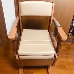 ウチエ　介護トイレ　ポータブルトイレ