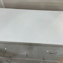 洋風タンス譲りますの画像