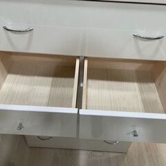 洋風タンス譲りますの画像