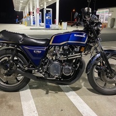 Z系　アールズオイルクーラー　サイド回し　の画像