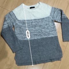 配色ニット・セーターM、レディーストップスホワイトグレーの画像