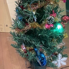 値下げ！ディズニー90cmファイバーツリー🎄オーナメント付きの画像
