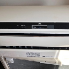 10畳エアコン　自動掃除機機能付き