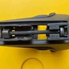 未使用VOLVO純正ルーフレール用キャリアベースセット（フット）の画像