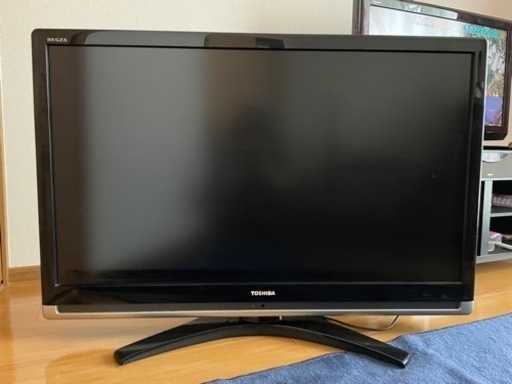 東芝　REGZA   42型