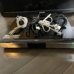【セット価格】AQUOSテレビ・ハードディスクレコーダー(コード類付)の画像