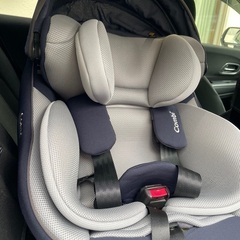 コンビ クルムーヴアドバンス ISOFIX エッグショック ネイビーの画像