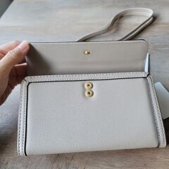 ショルダー付き薄型サイフ(新品未使用品)の画像