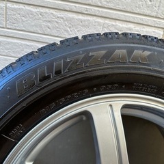 スタッドレス 215/60r16