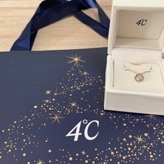 ダイヤモンド、エターナルシルバーとアクアマリンのしずくモチーフネ...